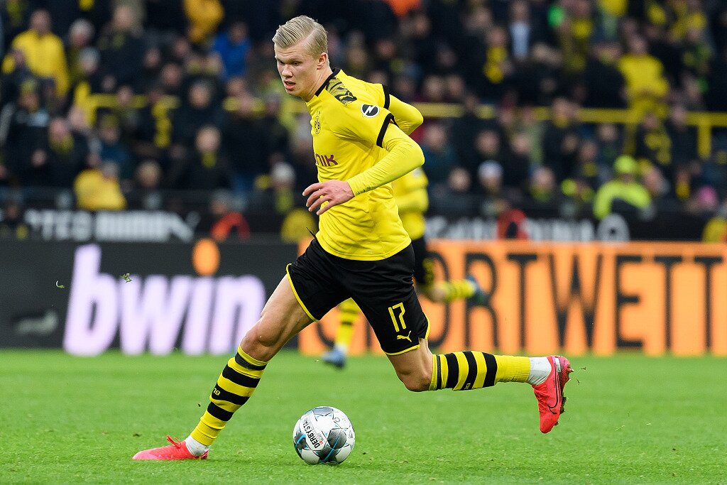 曼城英超33分紧追阿森纳，五项数据领跑联赛