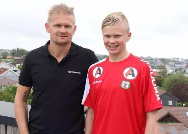 黑山主帅：我们会勇敢迎战克罗地亚；魔笛是所有球员的榜样（黑山主帅：无惧克罗地亚之战，莫德里奇是全体球员的楷模）