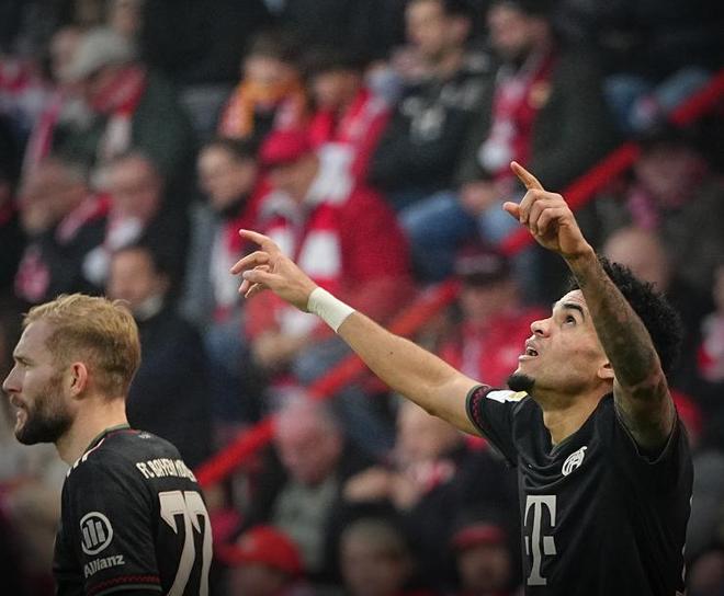 全网专属 0.1玩法，疯狂打金，每天送真充 靠送玩一年（全网独享0.1倍玩法，疯狂打金，天天送真充，福利让你玩一年）