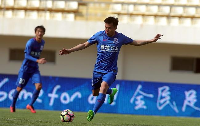 队报：因在欧联比赛中行为不当，里尔主席被罚款1万欧（队报：欧联赛上举止失当，里尔主席被罚1万欧元）