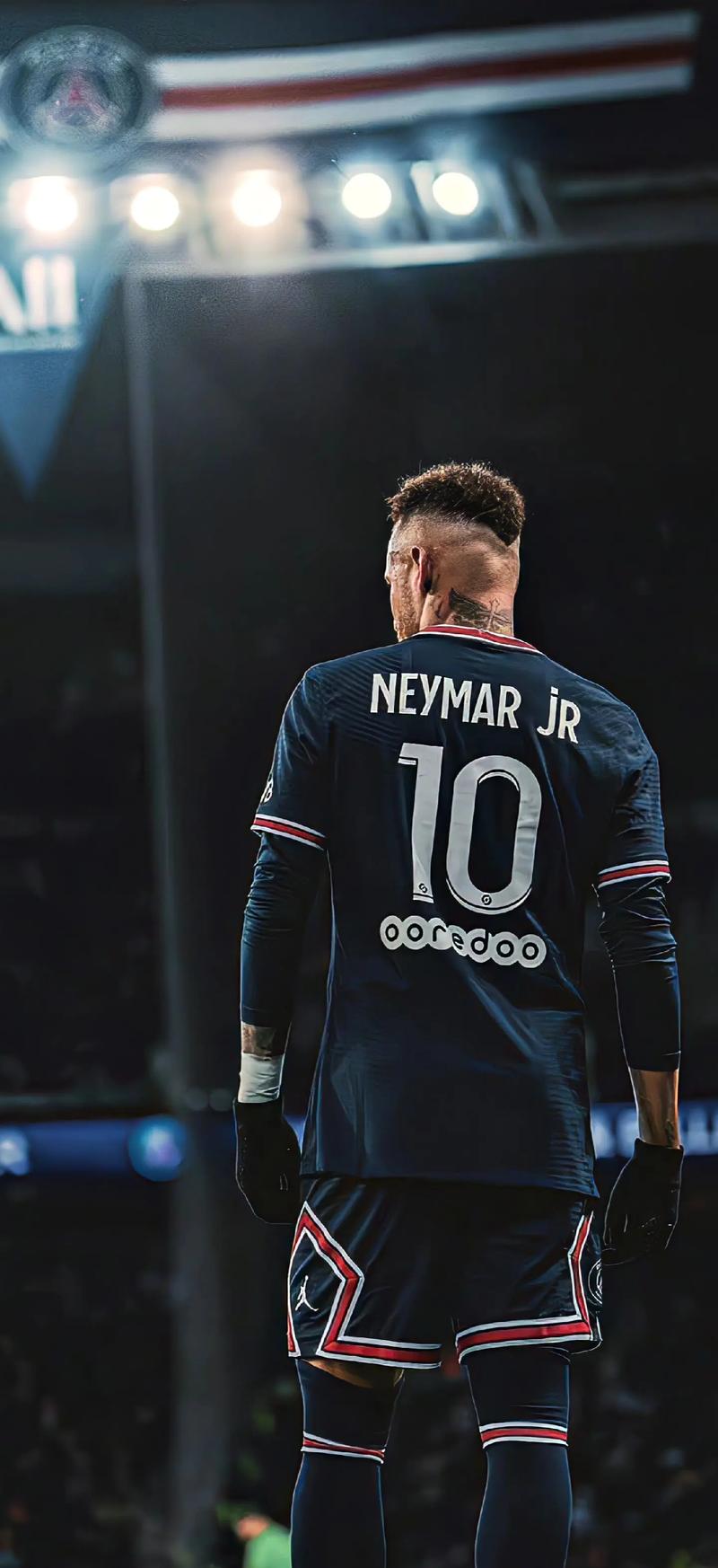 梅西一年造进球74个！三大MVP！快踢满全场还能边线一过四！